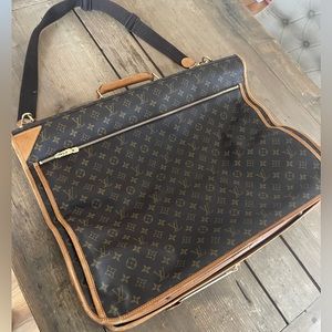 100% Auth LOUIS VUITTON Wardrobe Garment Travel Shoulder Bag